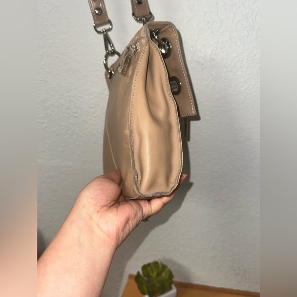 🐝🐝SOLD🐝🐝Hammitt Medium Montana ~ Reversible ~ NWOT - Picture 7 of 8